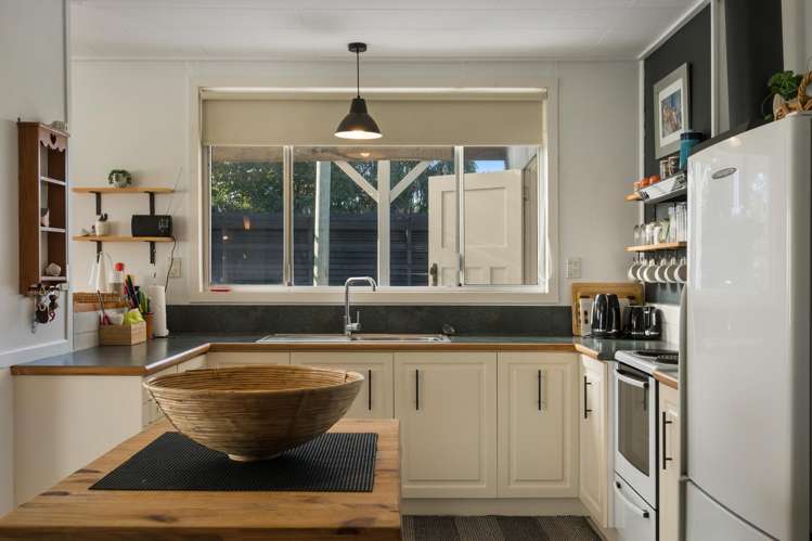 48A Athenree Road_4