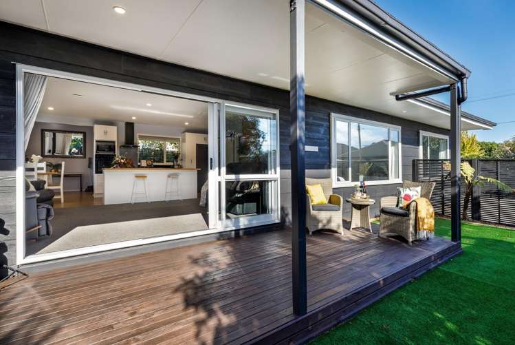 55A Lakings Road_0