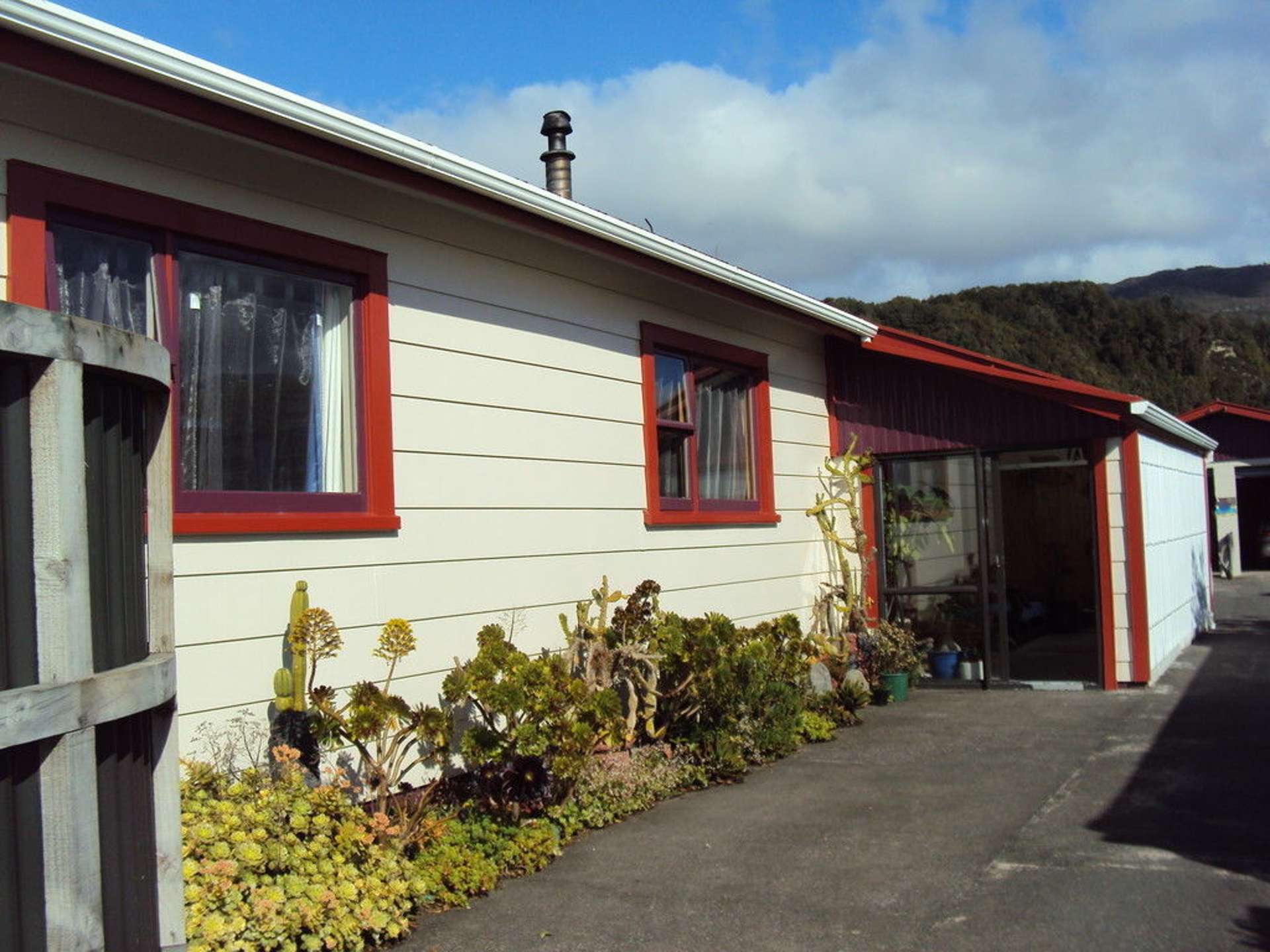 46 Mcgill Street Waimangaroa_0