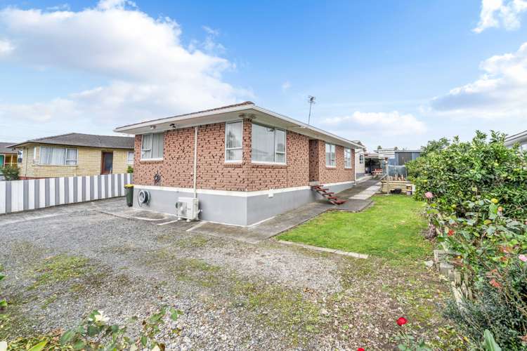 39 Israel Avenue Clover Park_18