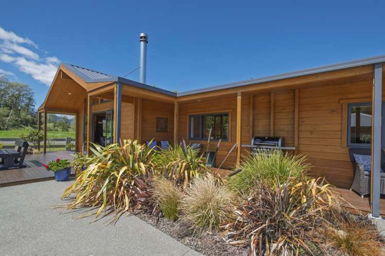 16 Tennyson Close Hanmer Springs_25