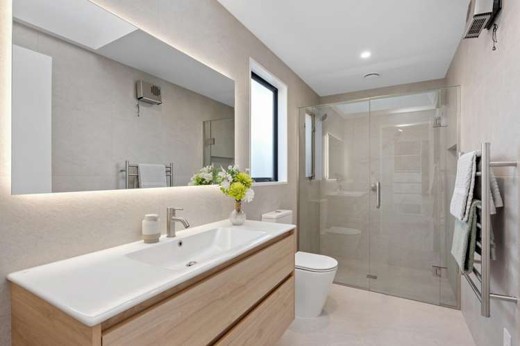 82 Whitehorn Drive Lincoln_16