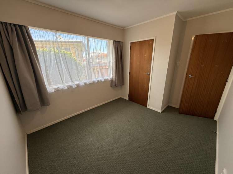 2/25 Scott Road Papakura_7