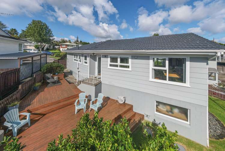 7 Beechdale Crescent Pakuranga Heights_16