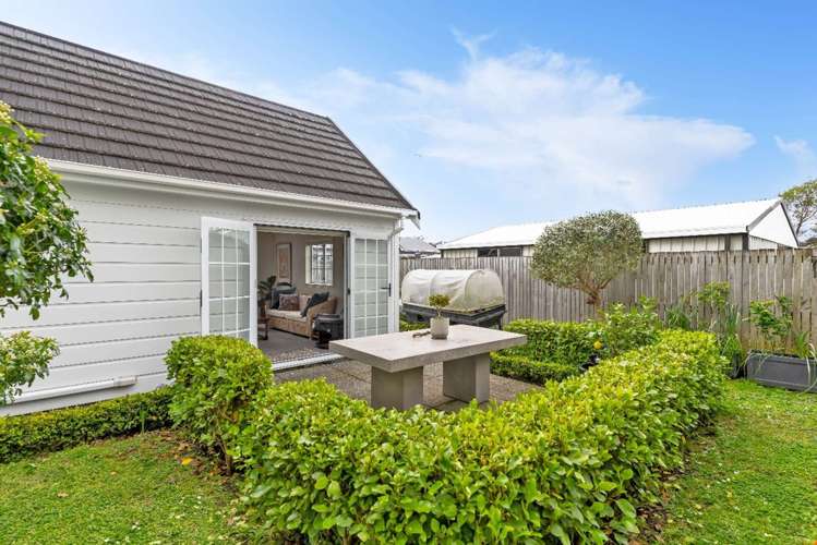 183A High Street Carterton_2