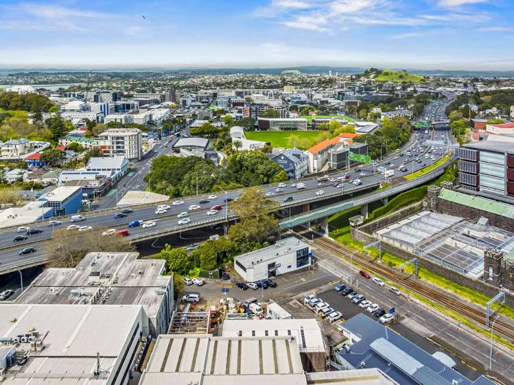 10 Severn Street Grafton_12