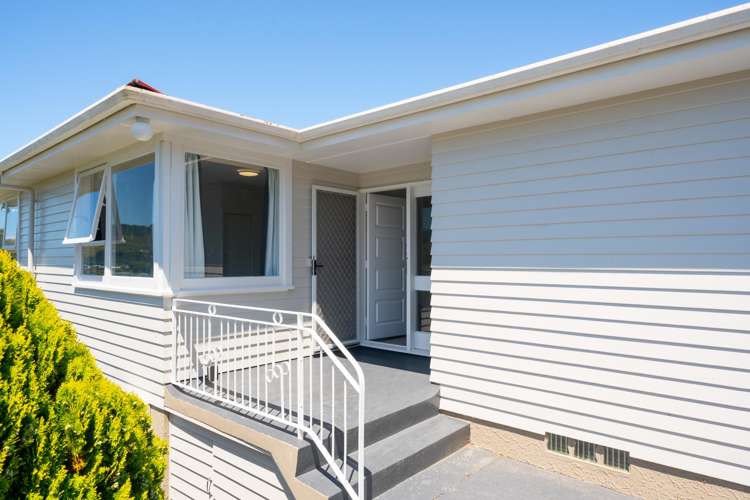 82 Larsen Crescent Tawa_17