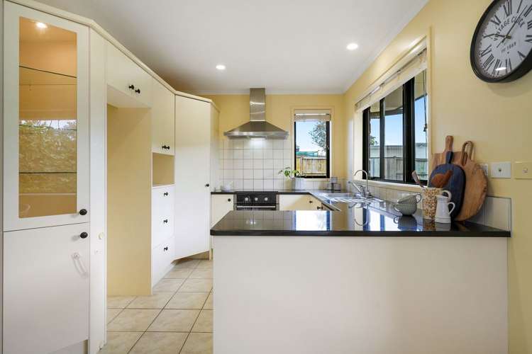 9A Rapaki Place Te Atatu Peninsula_16