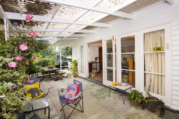 31 Iranui Road Inner Kaiti_7