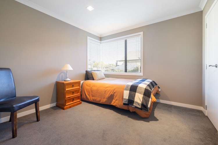 20 Gibbston Close Huntington_19