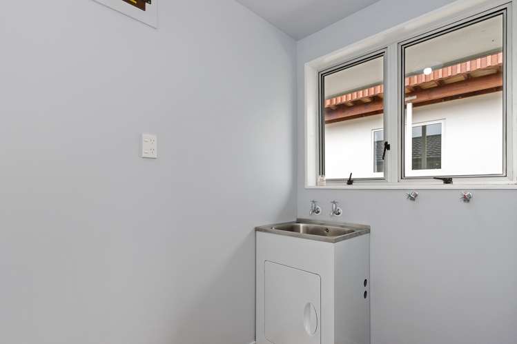 1/407 Estuary Road South New Brighton_12