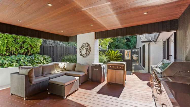 14 Brooklands Road Brooklands_22