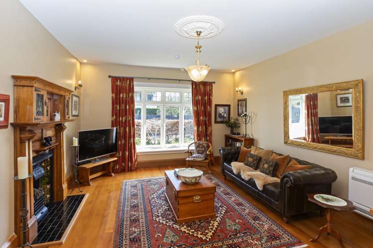 39 Holly Road Merivale_6