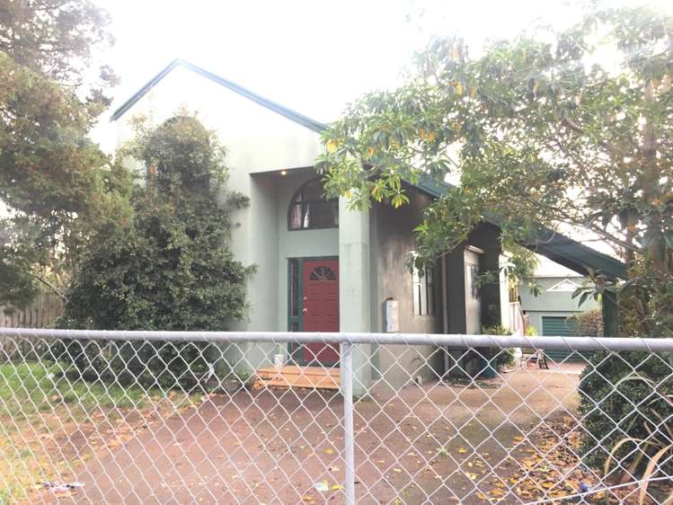 23 Seabrook Avenue New Lynn_10