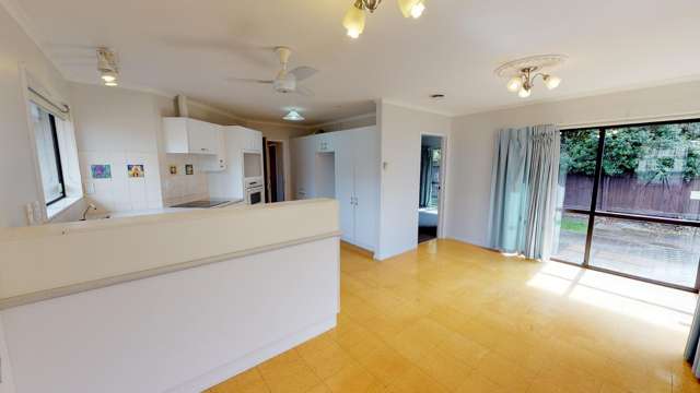 9b Churchill Avenue 2138_3