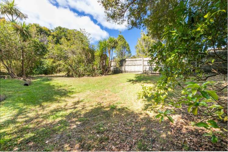 33 Chorley Avenue Massey_23