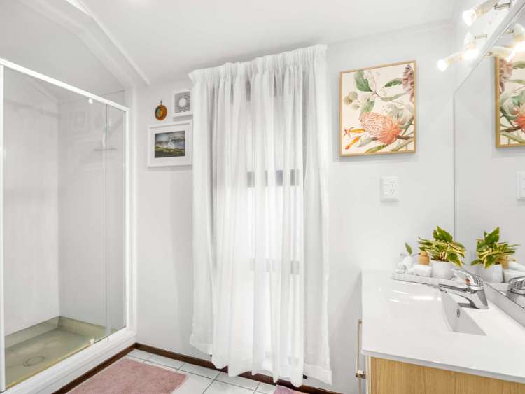 1/1341 Hinemoa Street Victoria_18