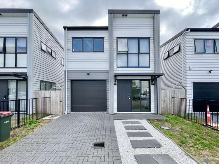 8 Arahopu Place Papakura_3
