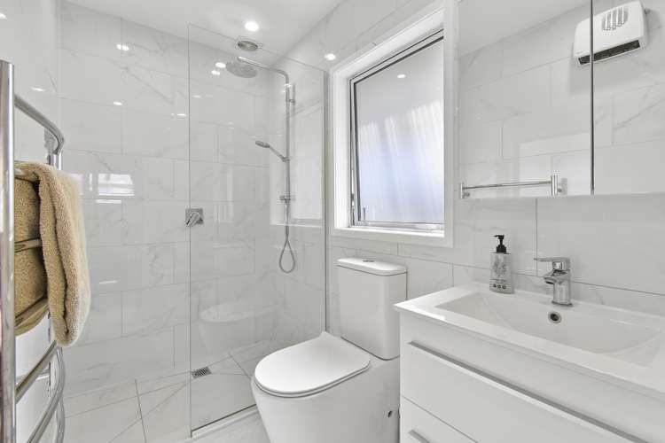 19 Swallow Drive Manurewa_8