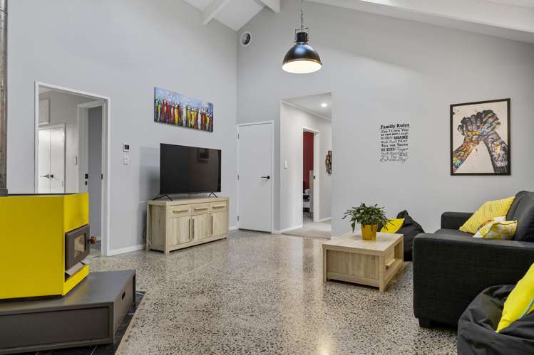 167 Caroline Drive Maunganamu_18