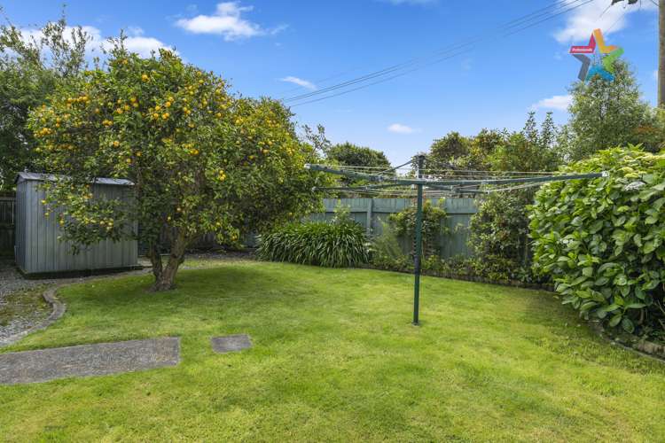 27 Chapman Crescent Naenae_12