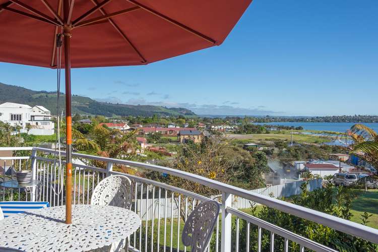 19b Lake Road Ohinemutu_16