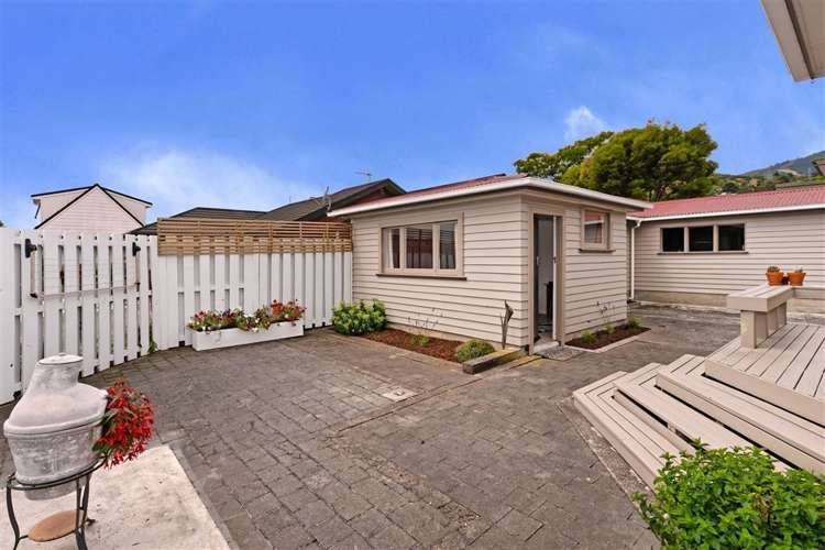 1/9 Mules Street Stoke_11