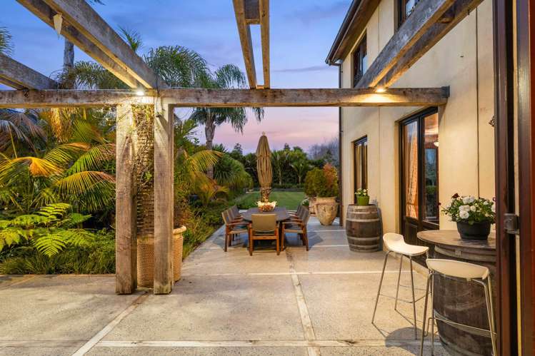 94 Oak River Drive Matakana_18