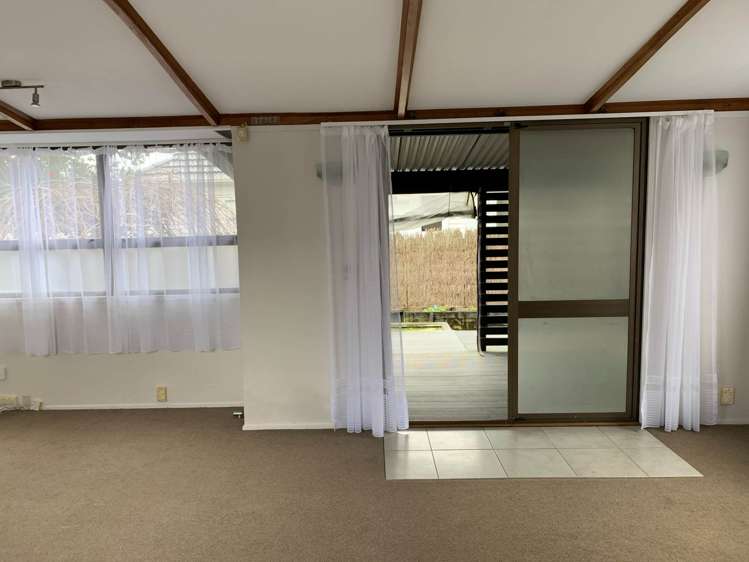 190 Mt Smart Road Onehunga_13