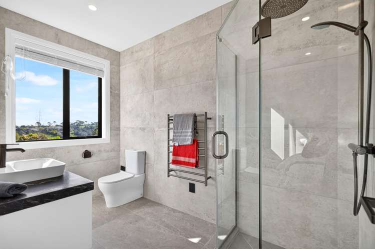1 Taku Close Long Bay_20