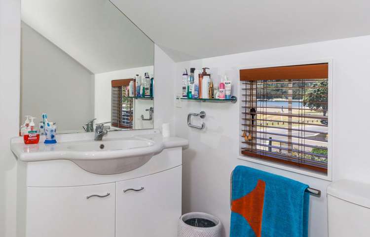 513a Beach Road Whangamata_41