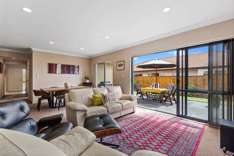 62 Aberdeen Crescent Wattle Downs_5