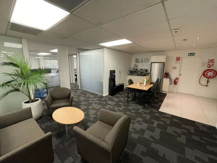 29 Great South Road Epsom_0