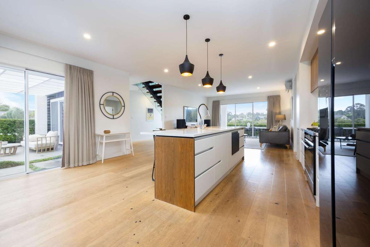 10 Tauwaka Crescent_5
