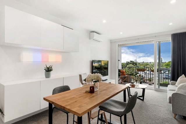 211/1A Soljak Place Mt Albert_4