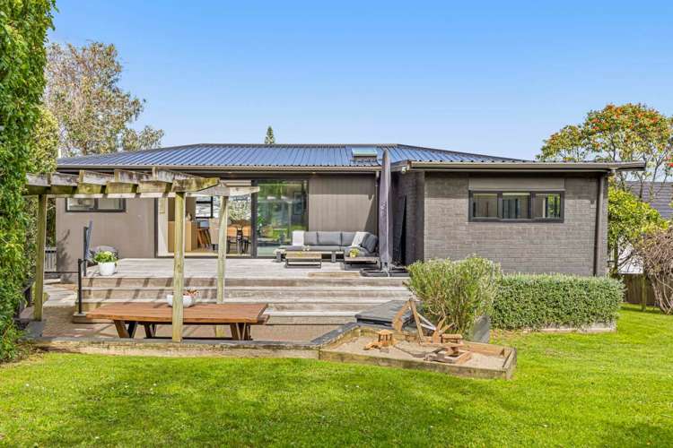 18 Albatross Road Red Beach_18