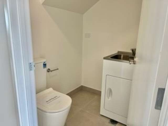 148A McLeod Road Te Atatu South_4