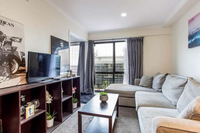 Great Investment Return With Long Term Tenant