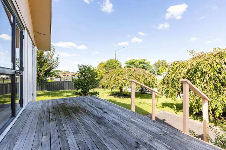 102 Tait Drive Greenmeadows_3