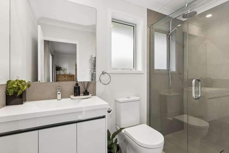 40 Catalina Crescent Burleigh_24