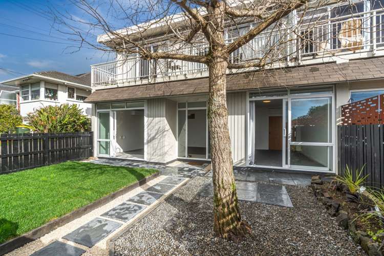 1/86 Sylvan Avenue Northcote_18