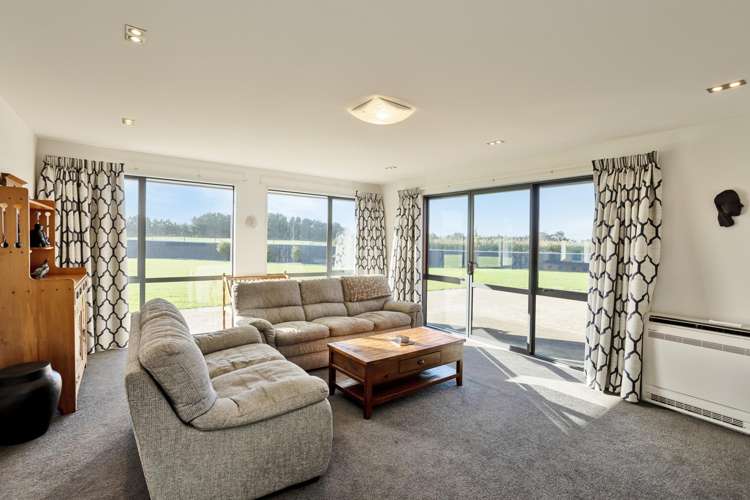 305 Oreti Road Otatara_9