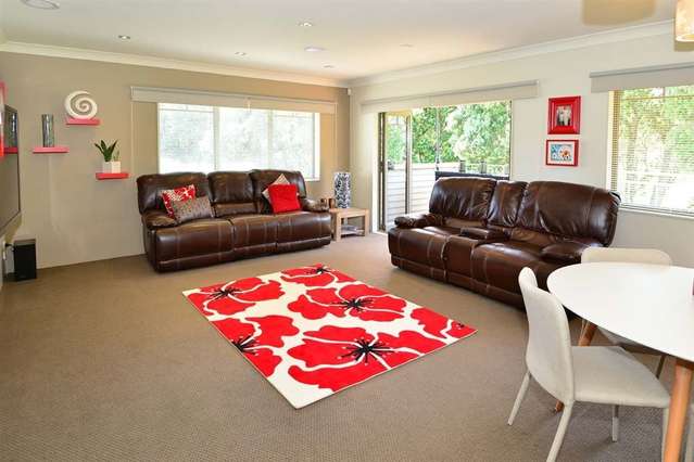 169 Centreway Road Orewa_4