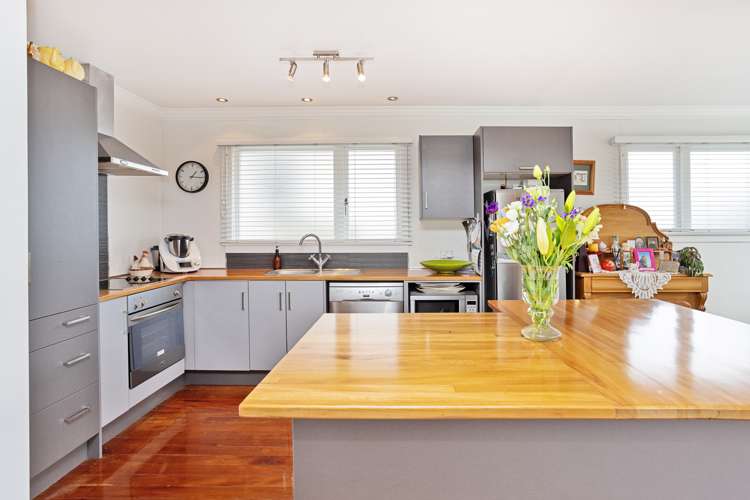 239 Yarrow Street Richmond_15