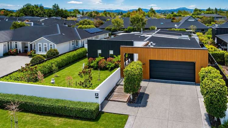 12 Sloan Avenue_0