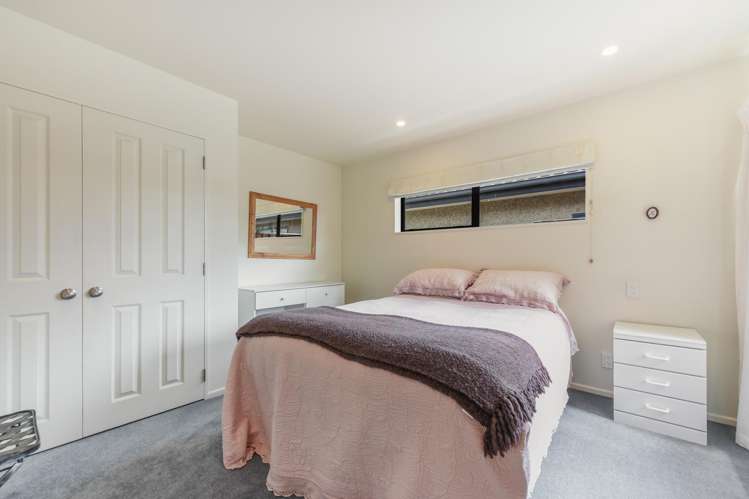 5 Highgrove Way The Wood_14