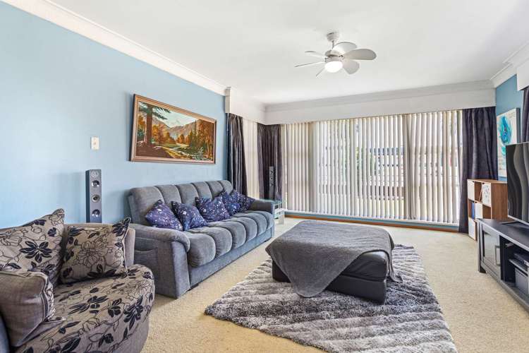 650 Queen Street East Levin_6