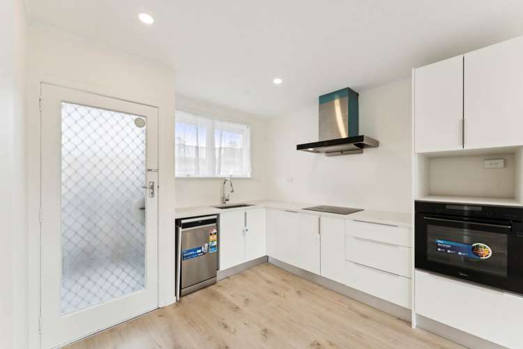 4/84 Portage Road New Lynn_10