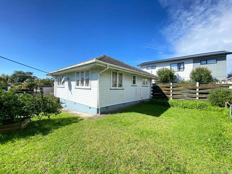 2/11 Beaumonts Way Manurewa_7