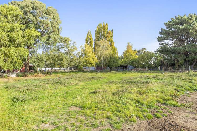 157 Riccarton Road West Mosgiel_7